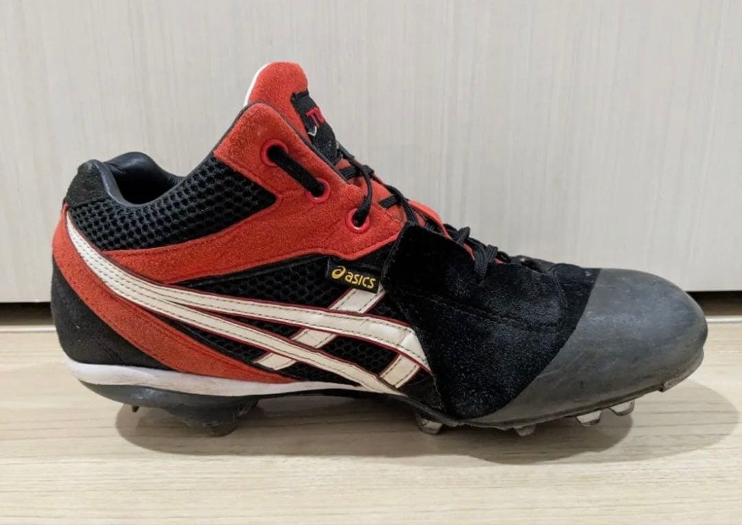 ASICS TOSHIBA 19 スパイクシューズ 黒/赤