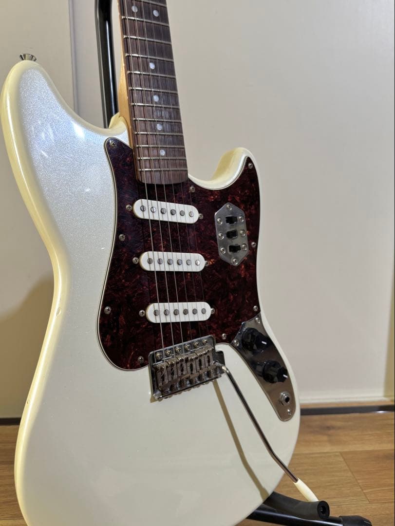 ギター Squier by Fender Paranormal Cyclone