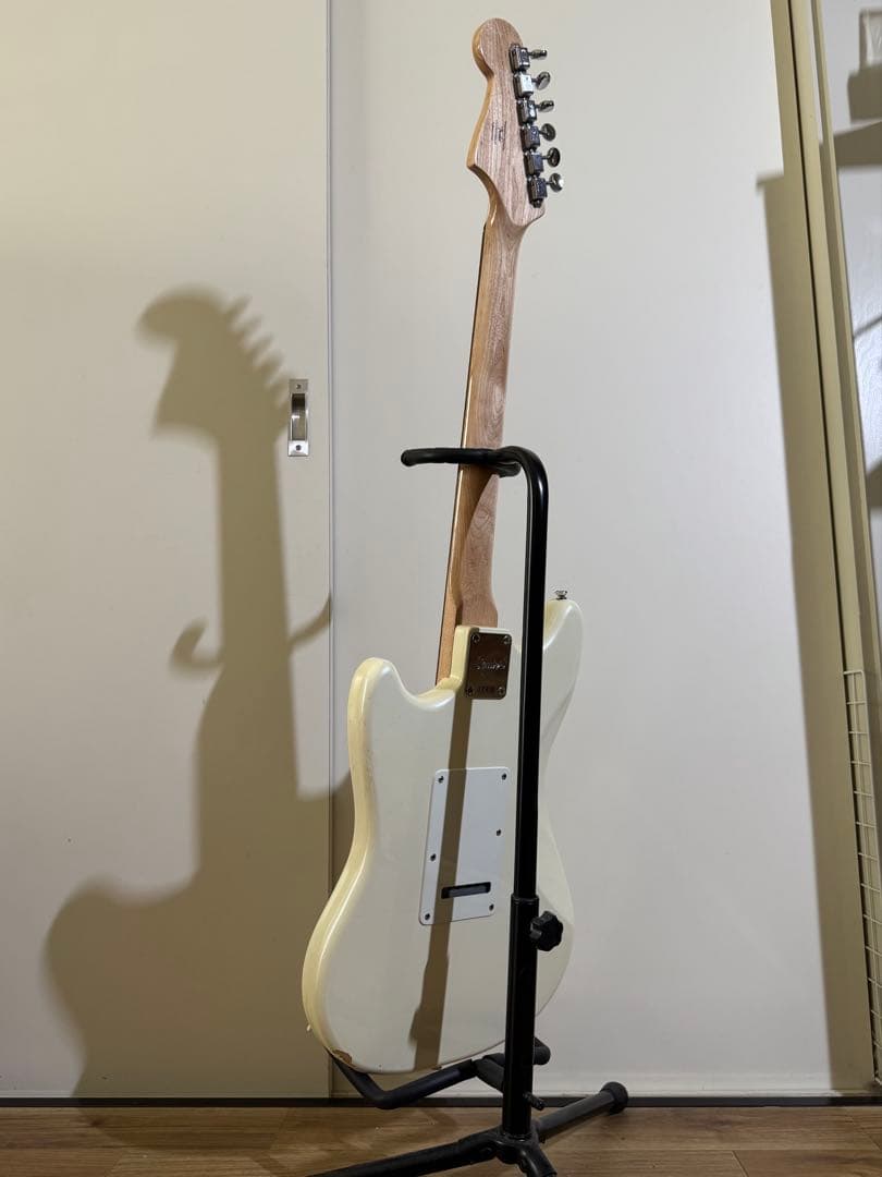 ギター Squier by Fender Paranormal Cyclone