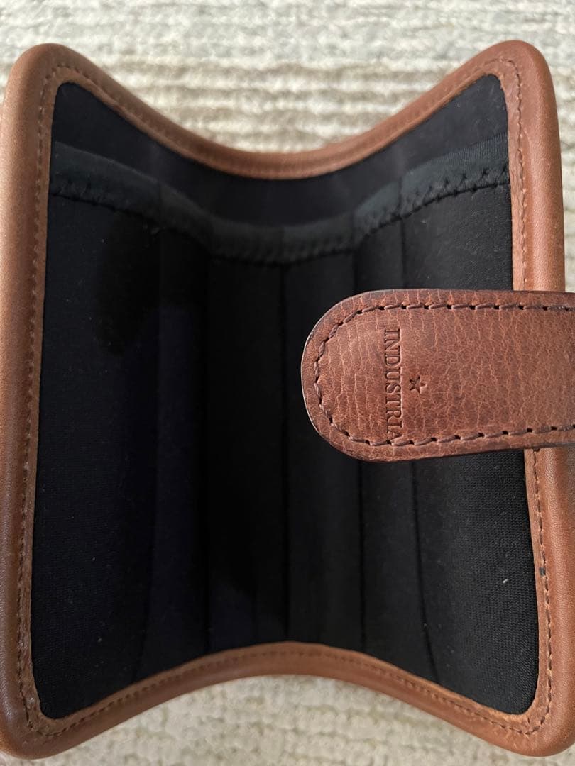 インダストリア　オムレット　６本差し　ペンケース　ダークブラウン