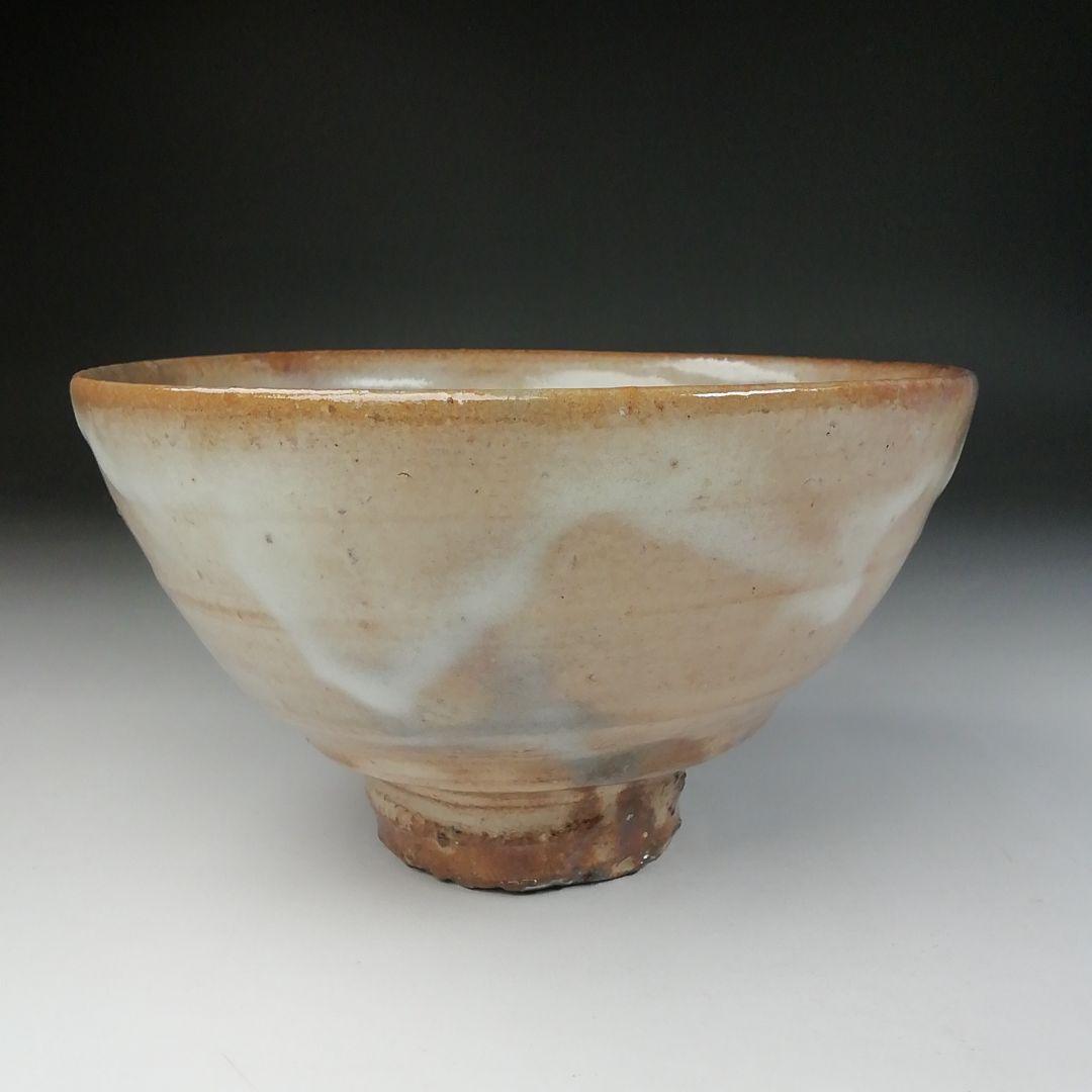 Ｔ４５６　茶碗　『萩焼』『城山窯　金子信彦 造』　共箱　抹茶碗　茶道具