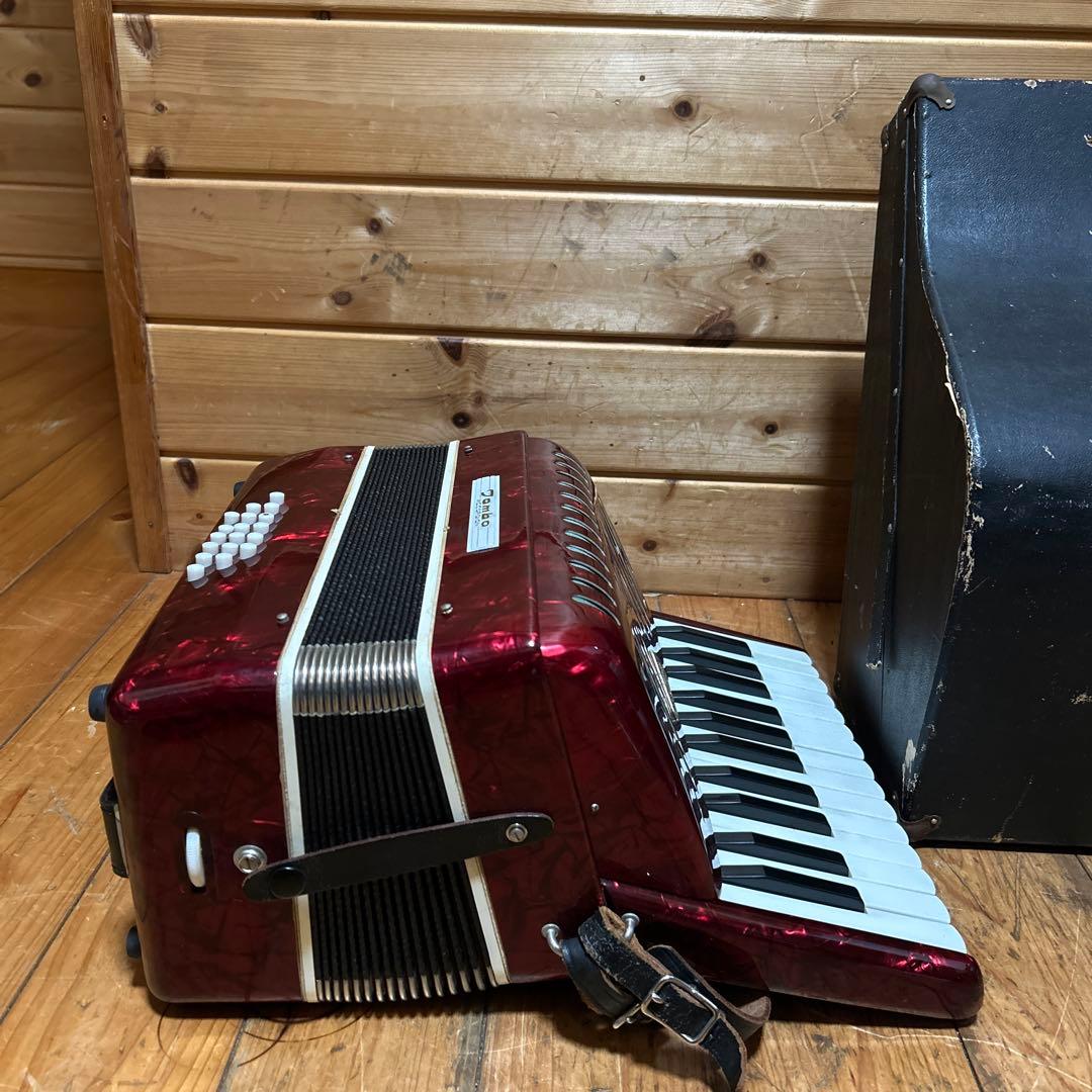 送料無料【美品】TOMBO アコーディオンNo.28(ハードケース付) 25鍵盤