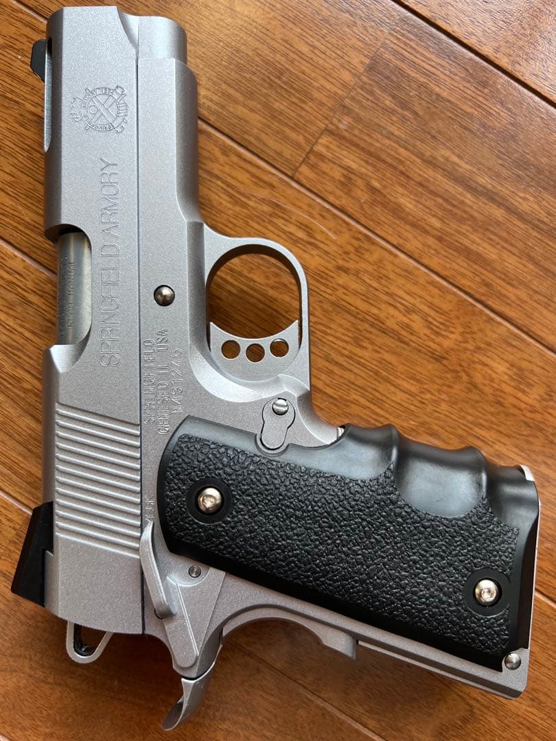 ウエスタンアームズ WA V10ウルトラコンパクト オールシルバー