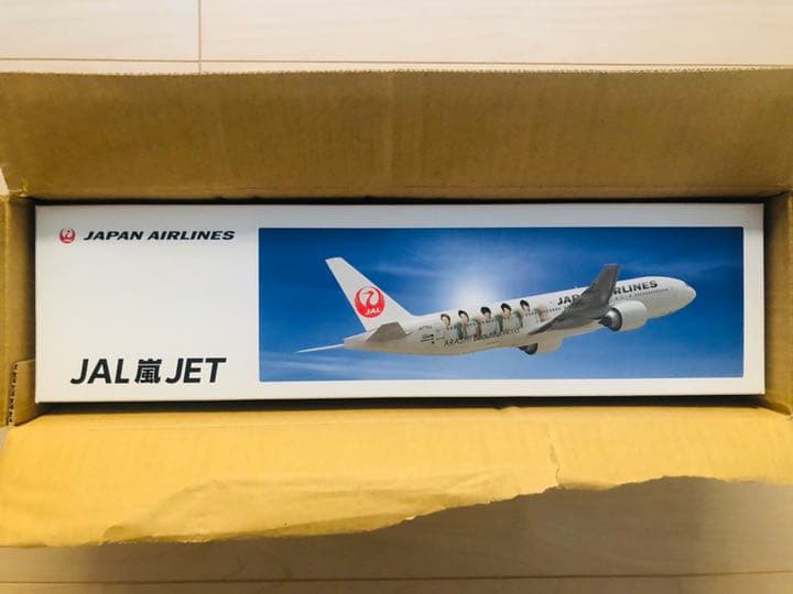 JAL 嵐　JET BOEING-777-200 モデルプレーン　2011年