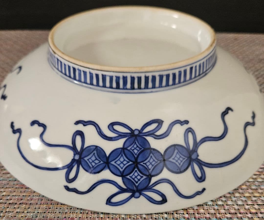 名品❗】 江戸時代後期　後期鍋島　藍鍋島　花に唐草文　径約20.9cm　櫛高台皿