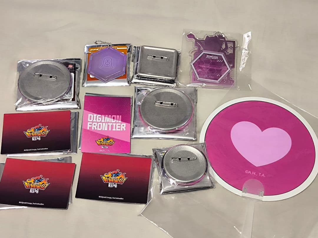 デジモンフロンティア 海外限定 織本泉 缶バッジ アクリルスタンド セット