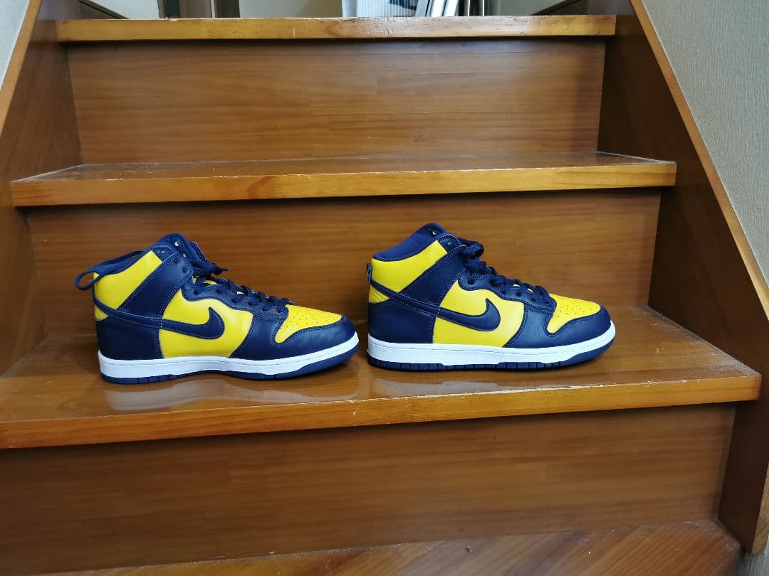 デッドストック商品　ナイキ　ダンクハイ　一番人気ミシガンカラー