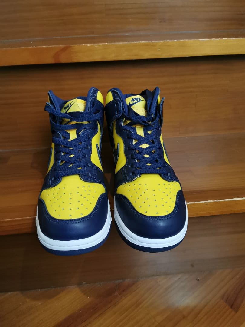 デッドストック商品　ナイキ　ダンクハイ　一番人気ミシガンカラー