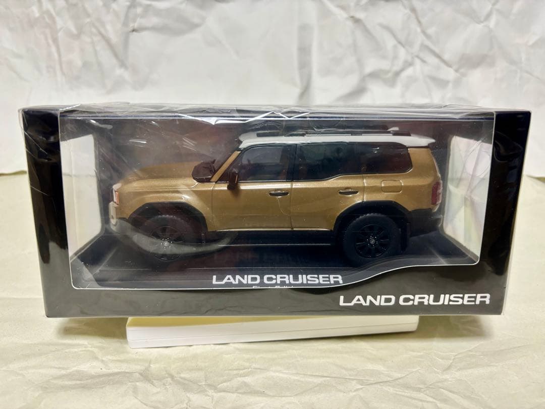 ランドクルーザー250 カラーサンプル ミニカー 3台(角目1台,丸目2台)