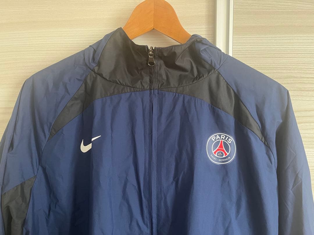 パリサンジェルマン　Nike ネイビー ウィンドブレーカー2022/23