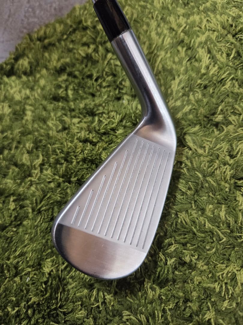 UT / STEALTH UDI 4番 23° / DG MID115 S200