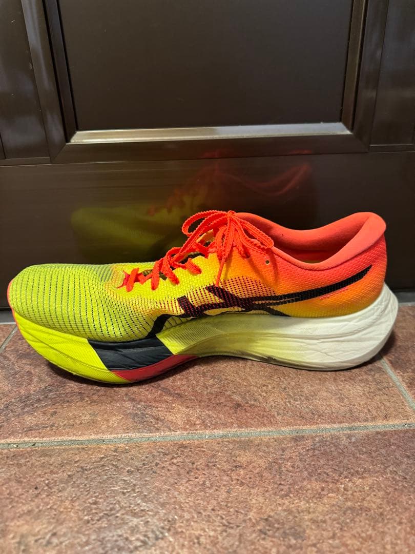 asics メタスピードスカイパリ