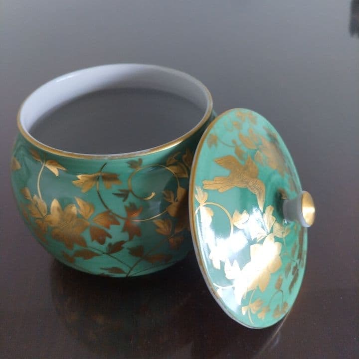 人間国宝吉田美統⭐︎金彩花唐草文 蓋物⭐︎九谷焼⭐︎新品未使用