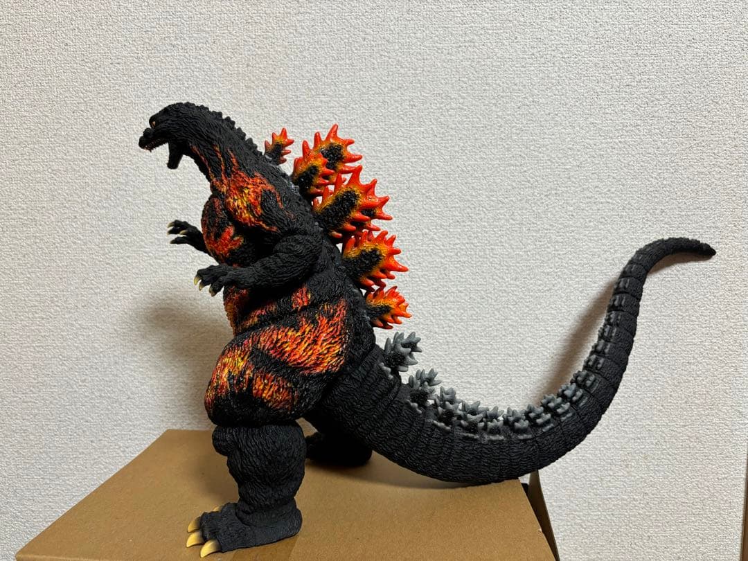 酒井ゆうじ造形コレクション　バーニングゴジラ