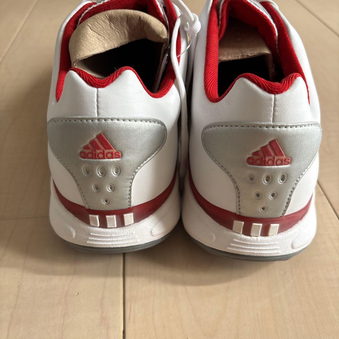 アディダスゴルフスパイク