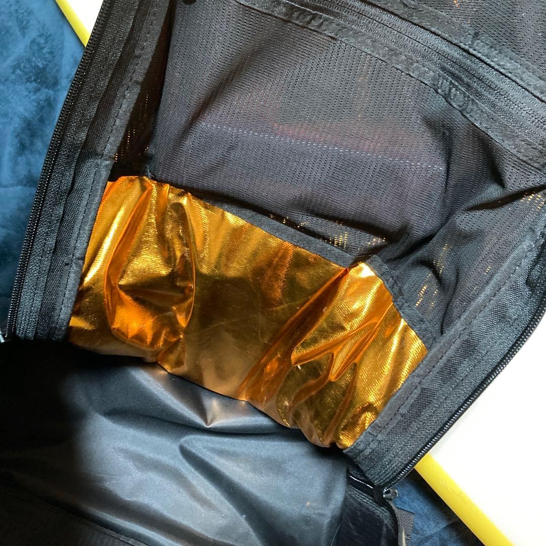 OCTOPUS ブラックバックパック 中型（定価35,000円