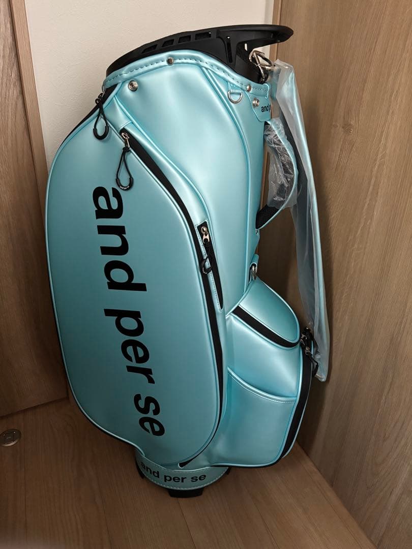 and per se アンパスィ キャディバッグ 2026年モデル　サックス