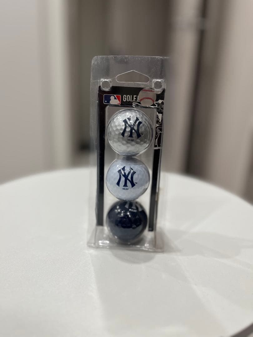 ニューヨーク・ヤンキース ゴルフボール 3個セット
