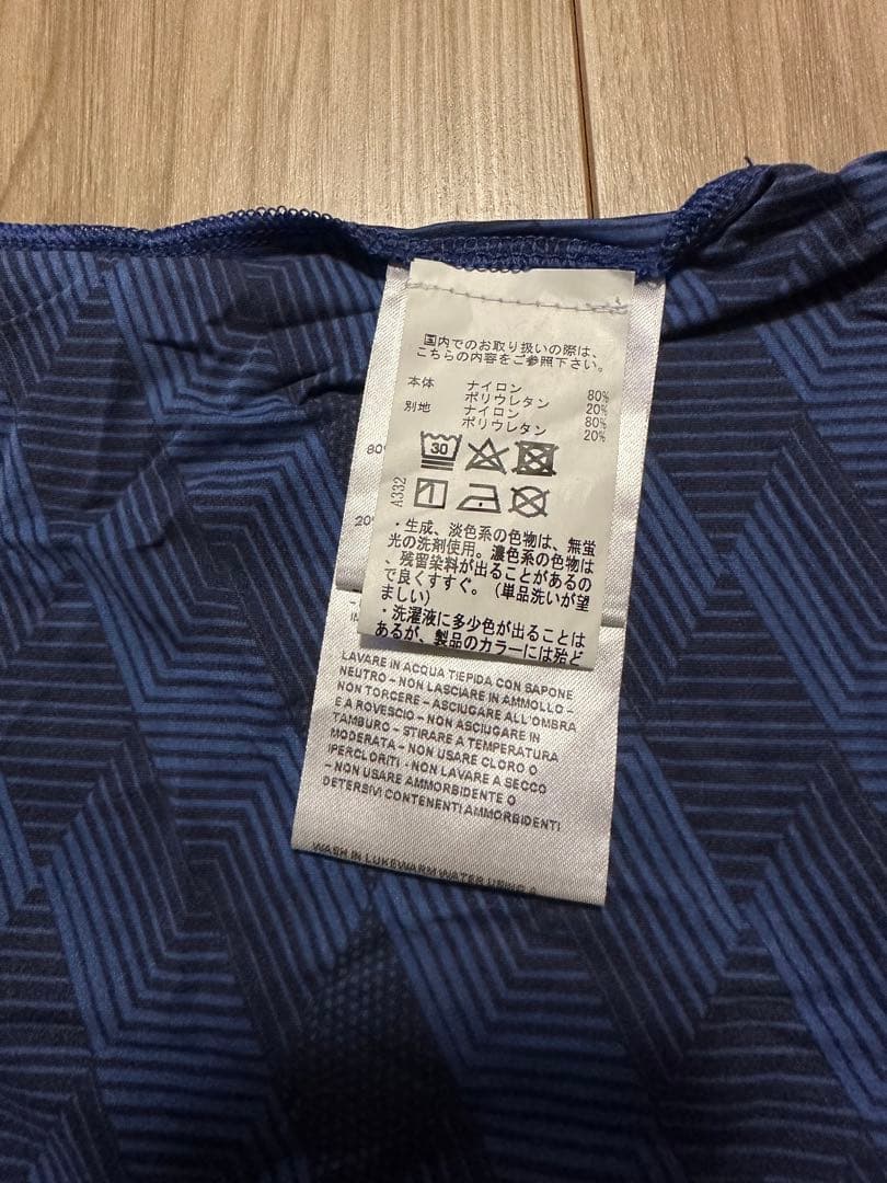 レディース　ゴルフ　ポロシャツ　CHERVO