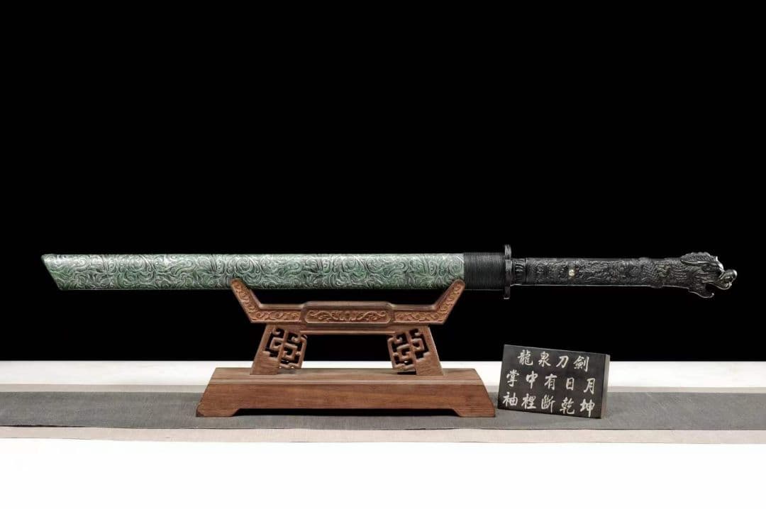 ドラゴン魂の血の刃 古兵器 武具　刀装具　日本刀　模造刀 居合刀