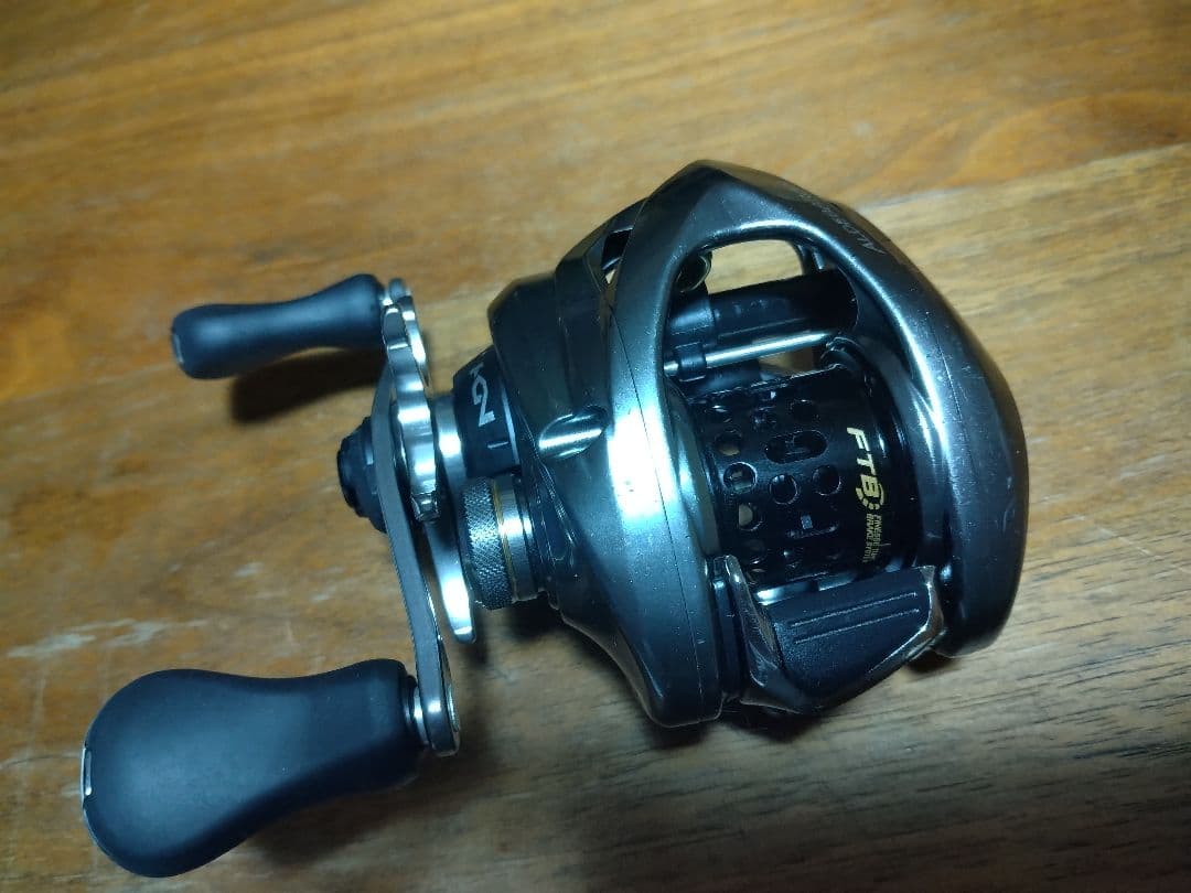 シマノ　アルデバラン　 左ハンドル