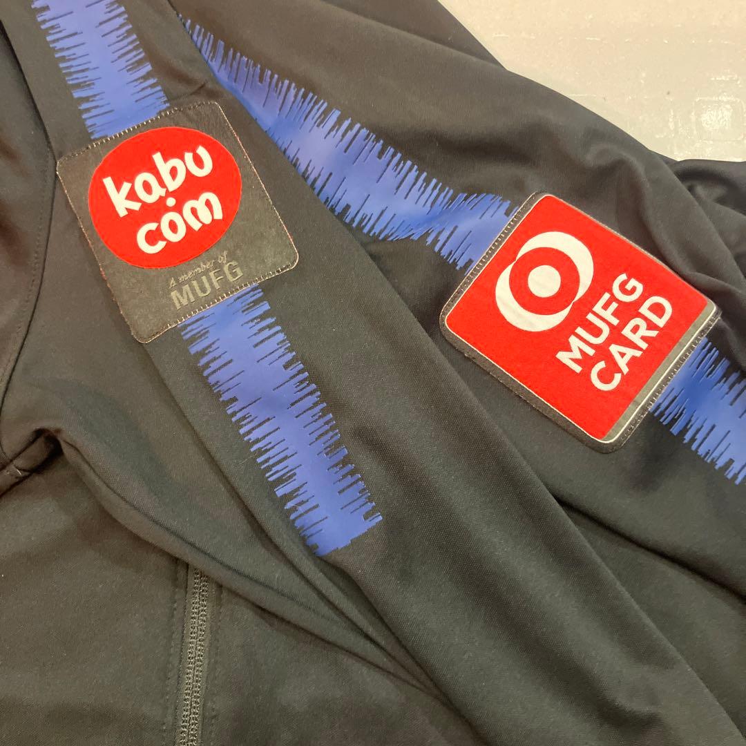 浦和レッズ　トレーニングトップ 3XL