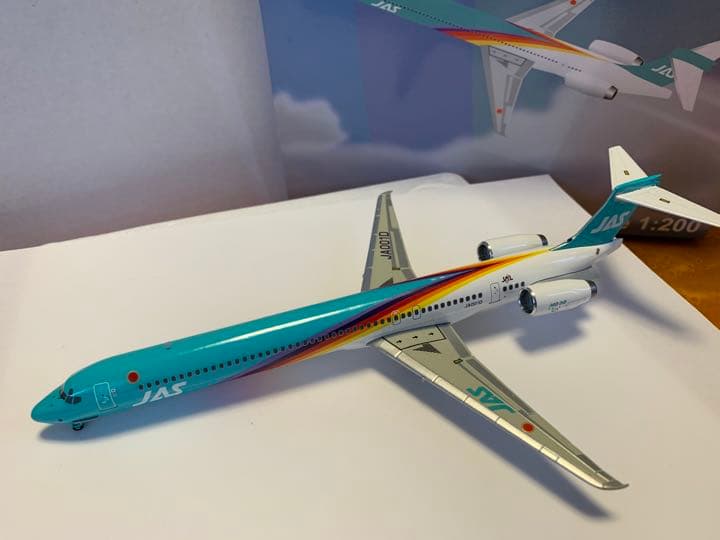 【入手困難/未展示品】JAS/日本エアシステムMD90 JA001D 1/200