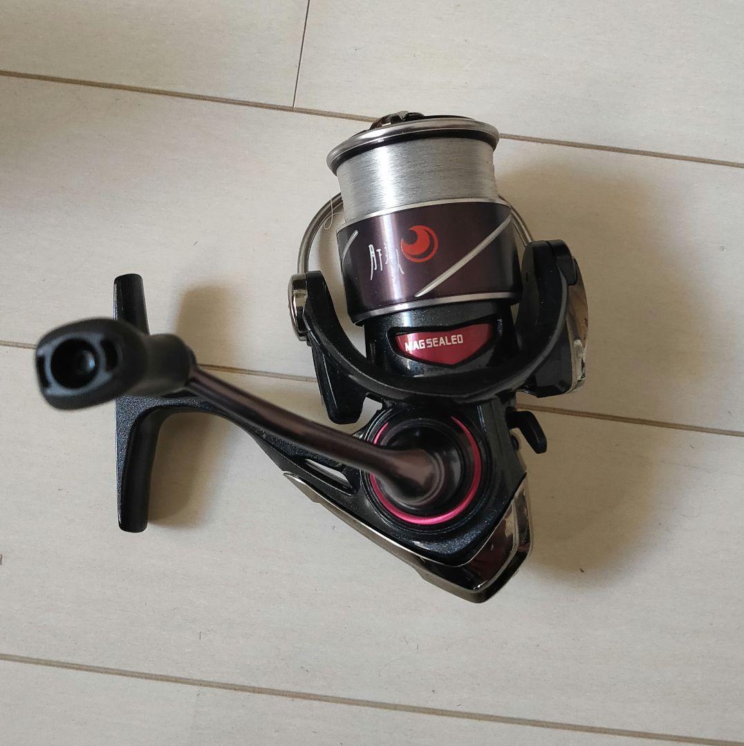 【中古】ダイワリール　20月下美人X LT2000S