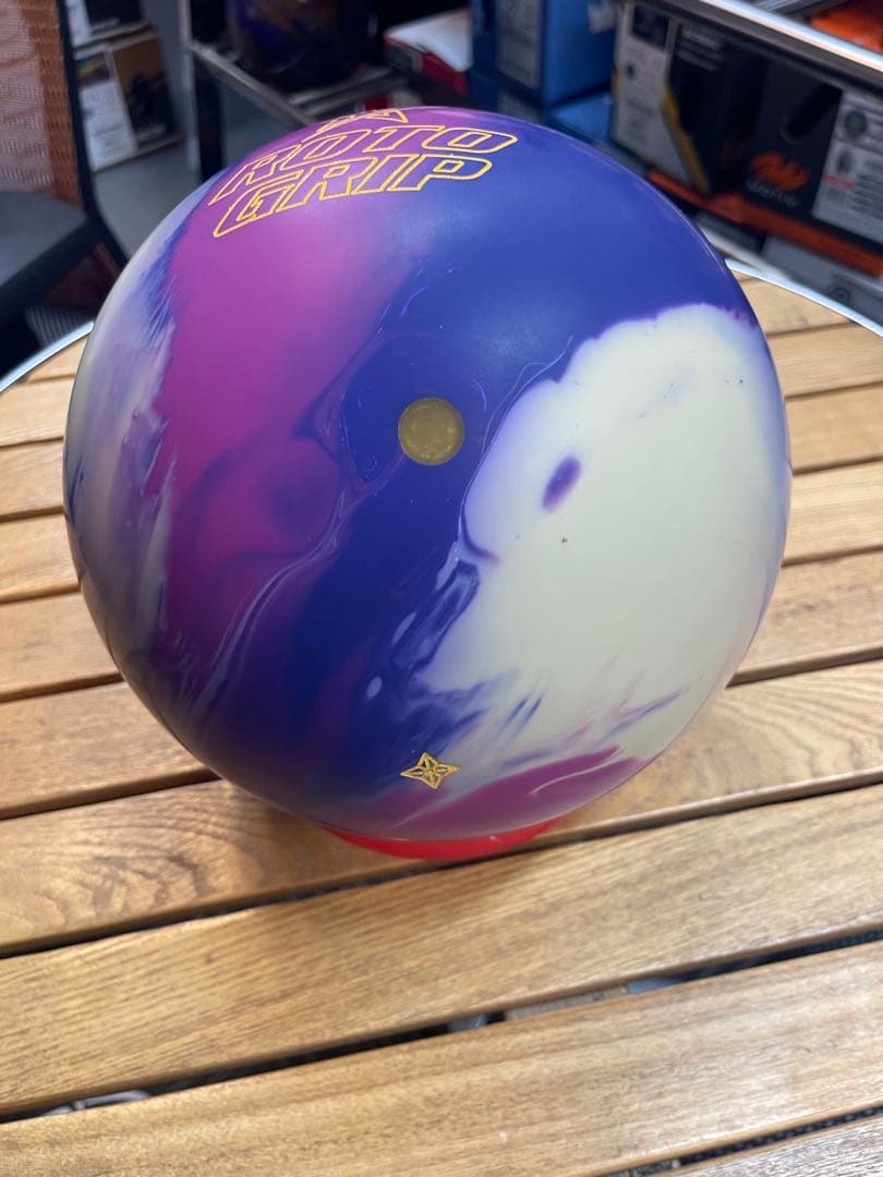 Optimum Idol ボウリングボール 15LB 2OZ