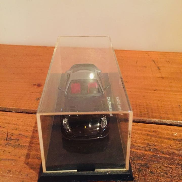 Ferrari オリジナル ミニカー イタリア本社チラシ おまけ付き