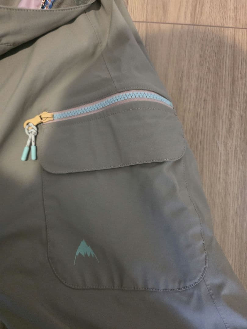 Burton Gloria Gore-Tex ウィメンズ Mサイズ