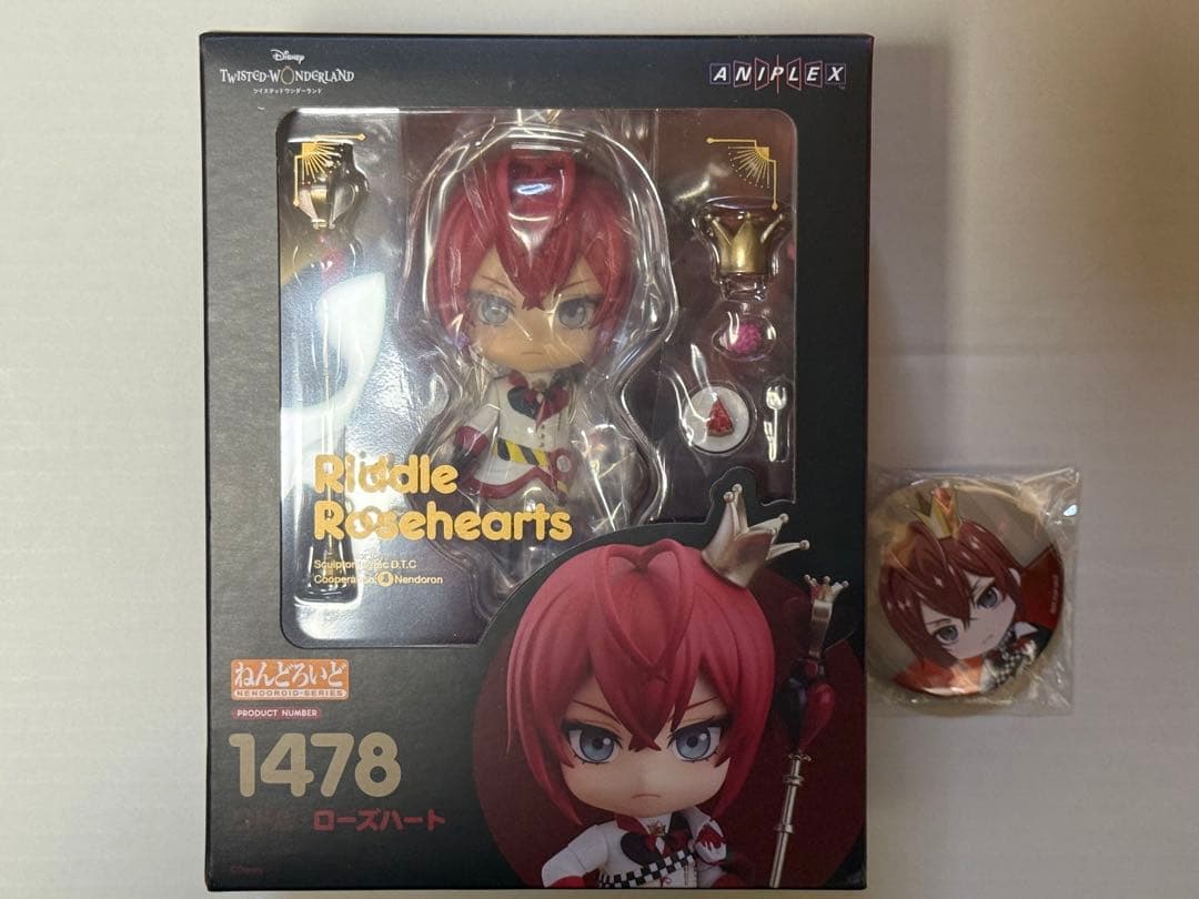 ツイステ リドル・ローズハート ねんどろいど グッスマ限定特典缶バッジ付き