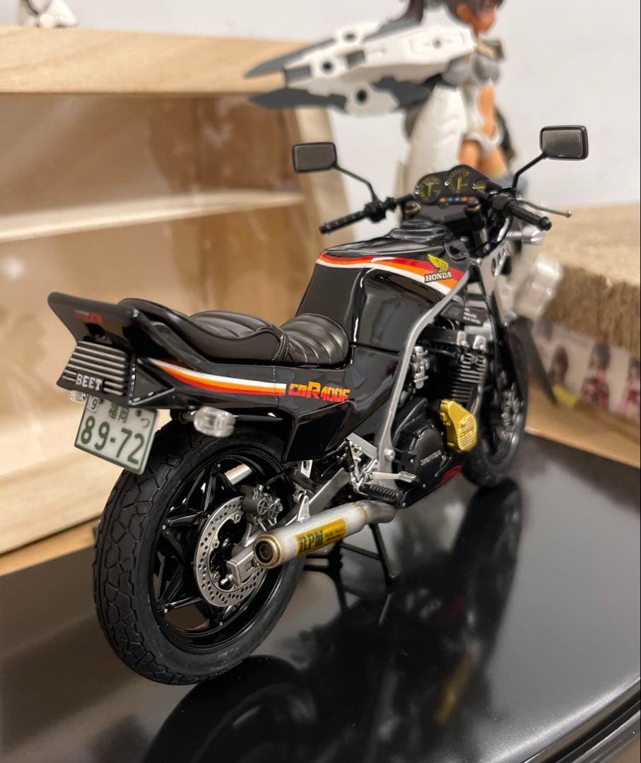 タミヤCBR400F 佐田ビルダーズオマージュ塗装済み完成品