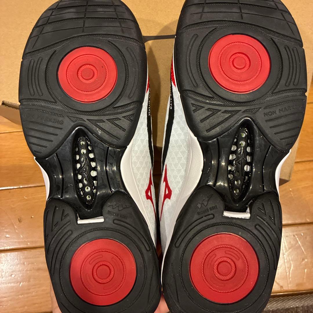 Mizuno WAVE DIVERSE 2 トレーニングシューズ　23.5cm