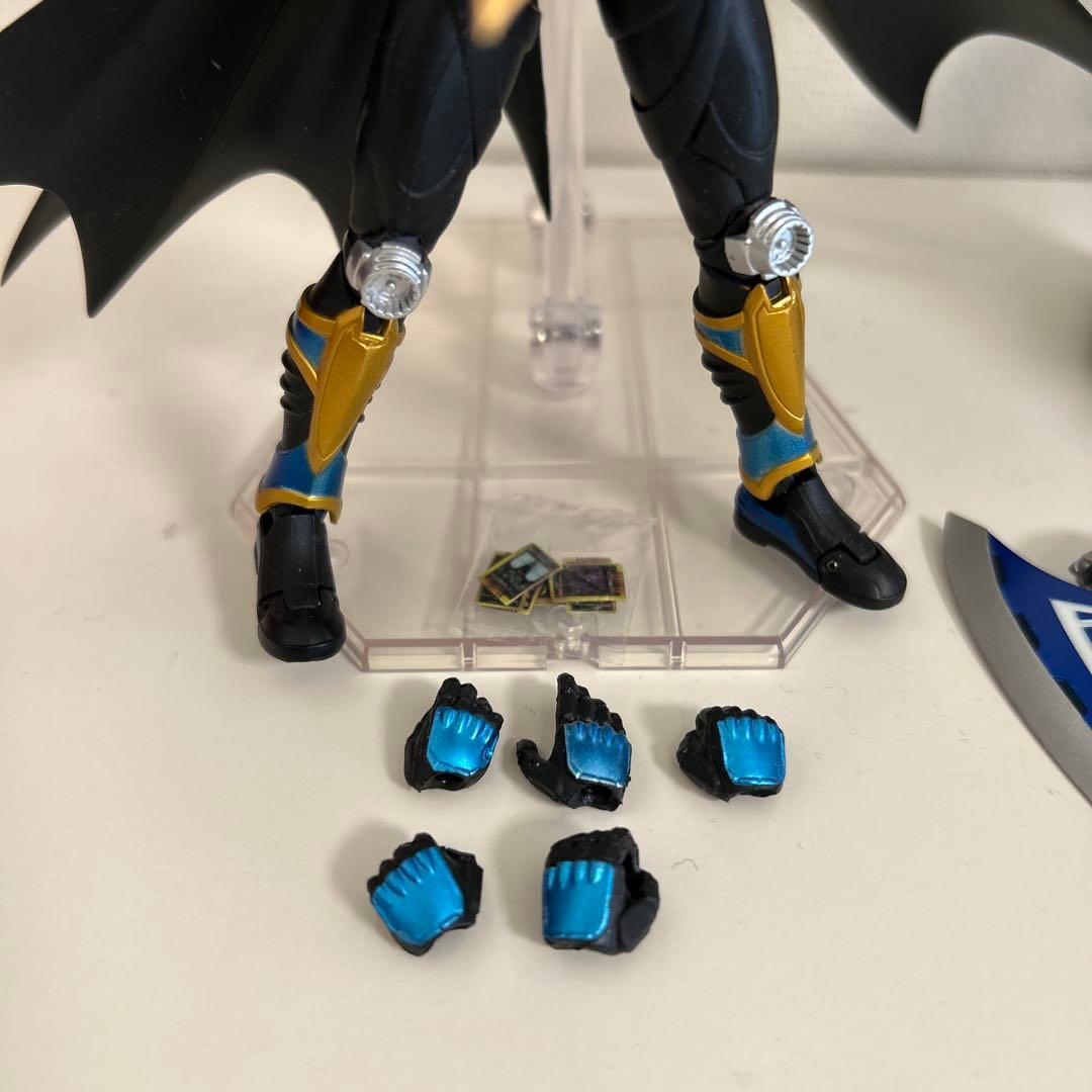 figuarts フィギュアーツ 仮面ライダータイガ ミラーモンスター 真骨