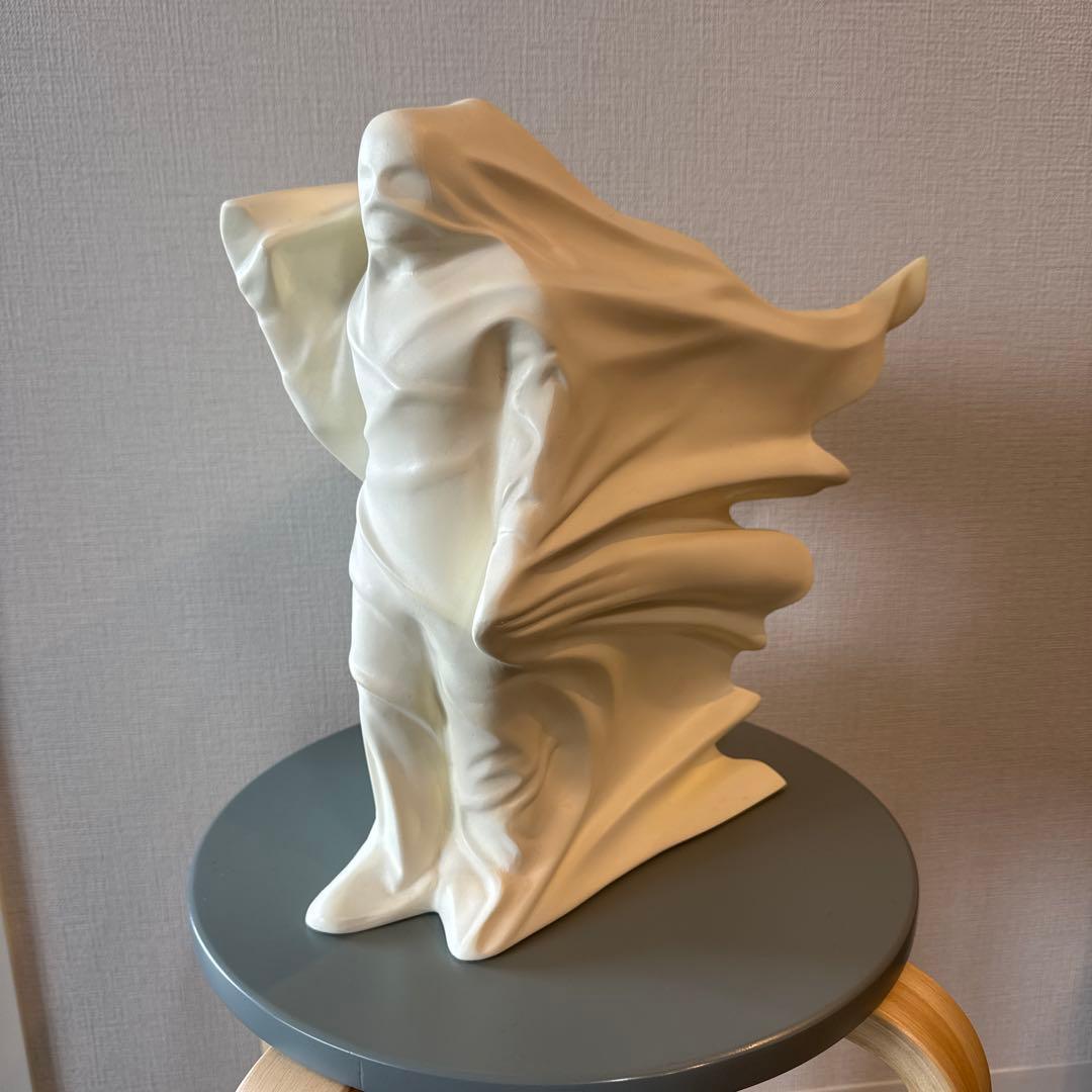 ダニエル・アーシャム「HOLLOW FIGURE」ED500