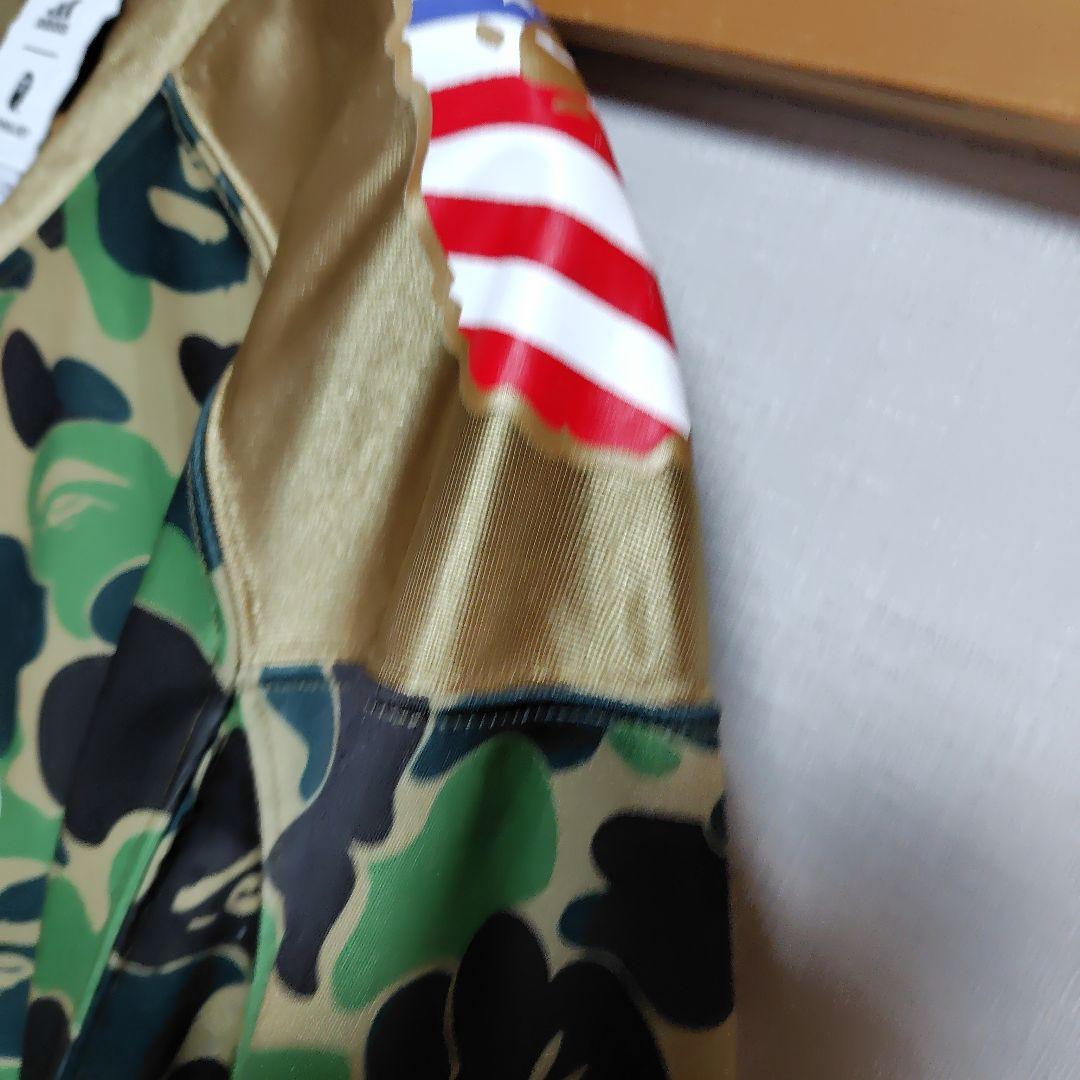 アベイシングエイプ✕adidasコラボ 迷彩柄 アメリカンフットボールシャツ