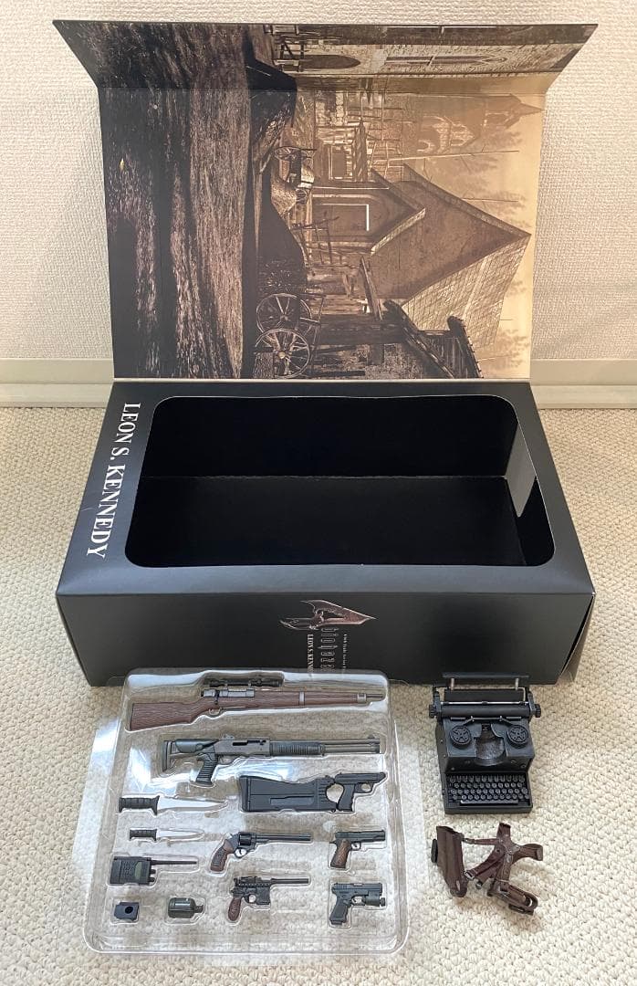 【開封済中古品】バイオハザード4　レオン・S・ケネディ 【ホットトイズ】