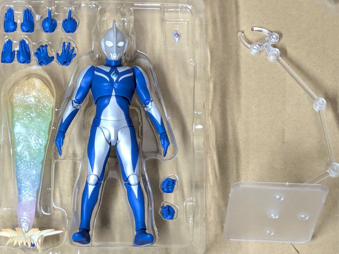 S.H.Figuarts ウルトラマンコスモス＆怪獣 ソフビ4匹＆おまけ