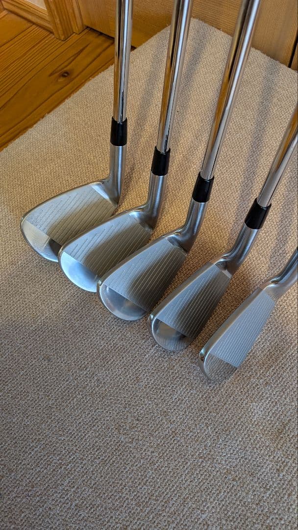 ブリヂストン242cb+ アイアンセット　6〜PW