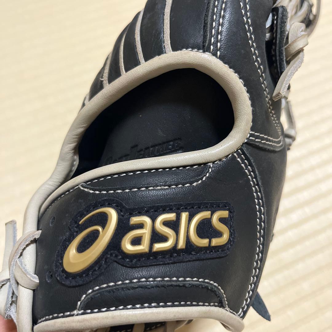 美品　アシックス　軟式　グローブ　黒　②
