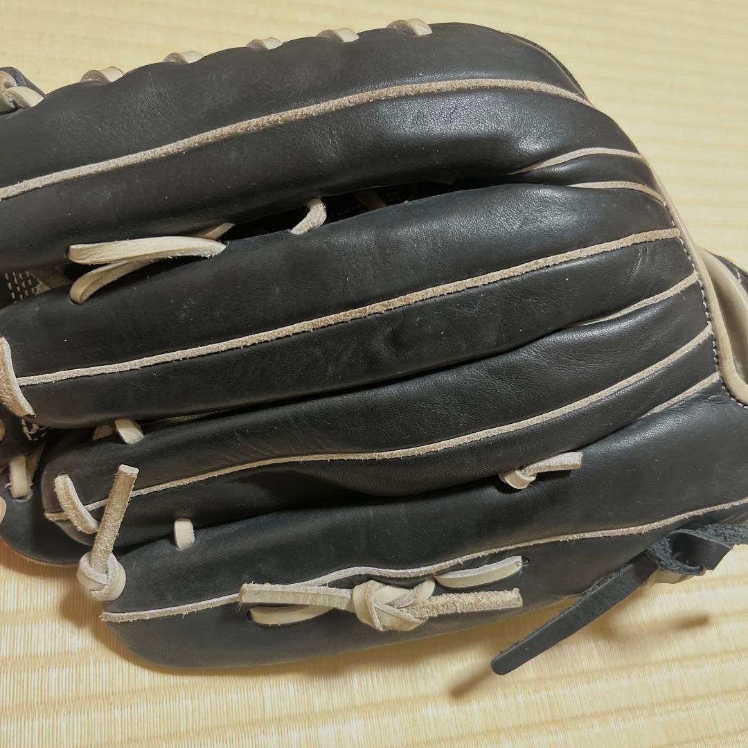 美品　アシックス　軟式　グローブ　黒　②