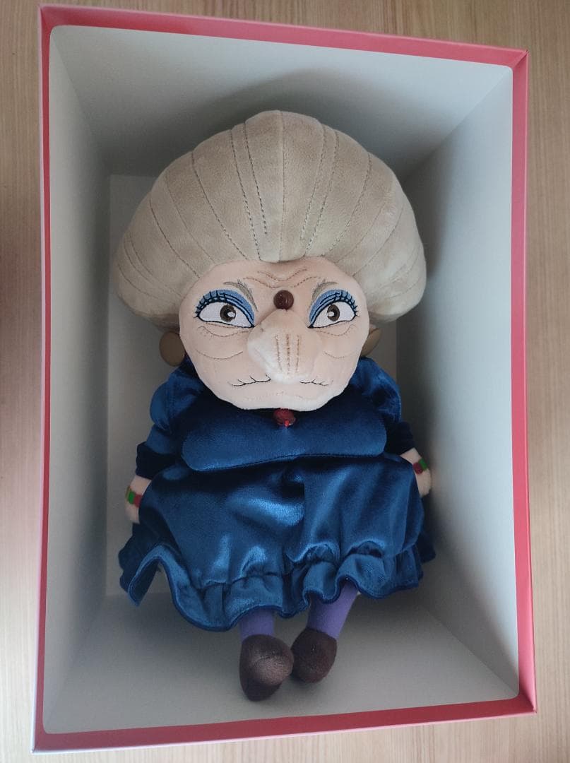 千と千尋の神隠し　ジブリ展限定　湯婆婆　ぬいぐるみ　スタジオジブリ　ジブリパーク