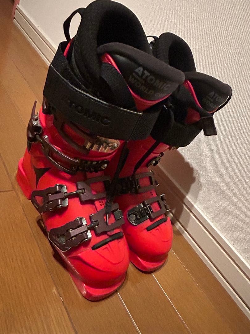 ATOMIC REDSTER スキー用ブーツ レッド