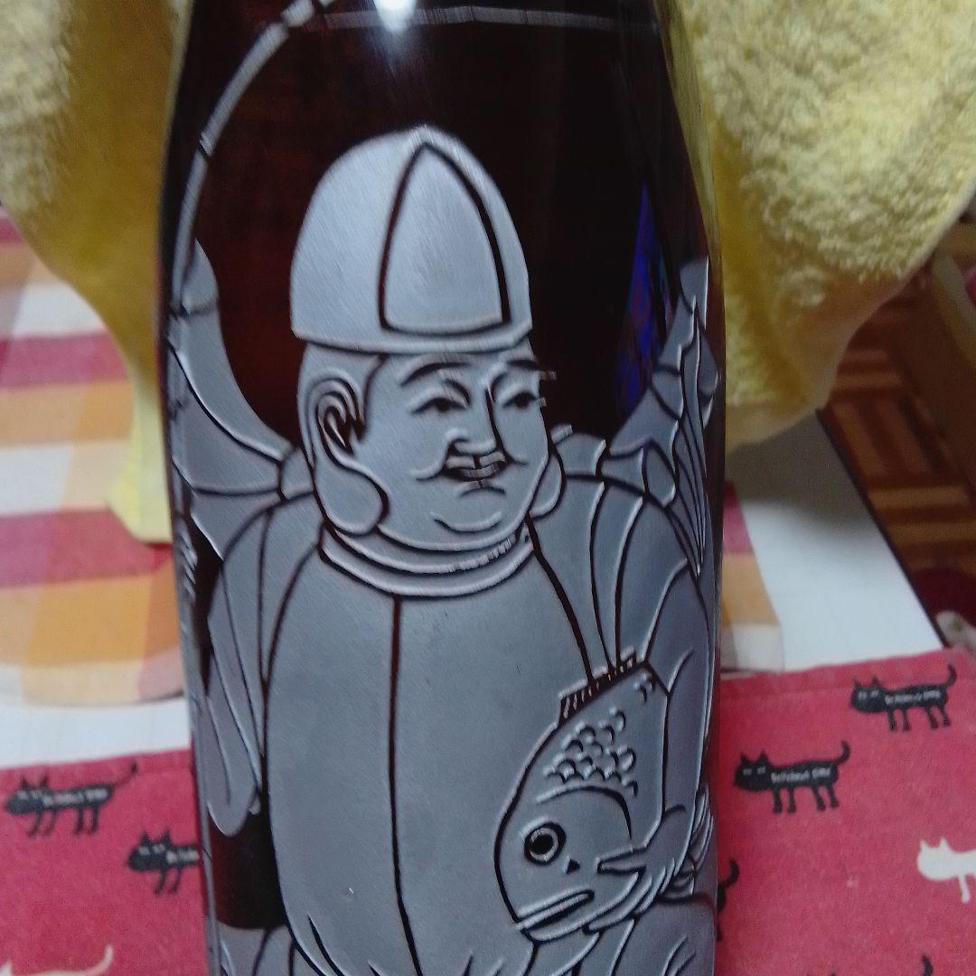 焼酎 空ビン、釣りをする神様デザイン