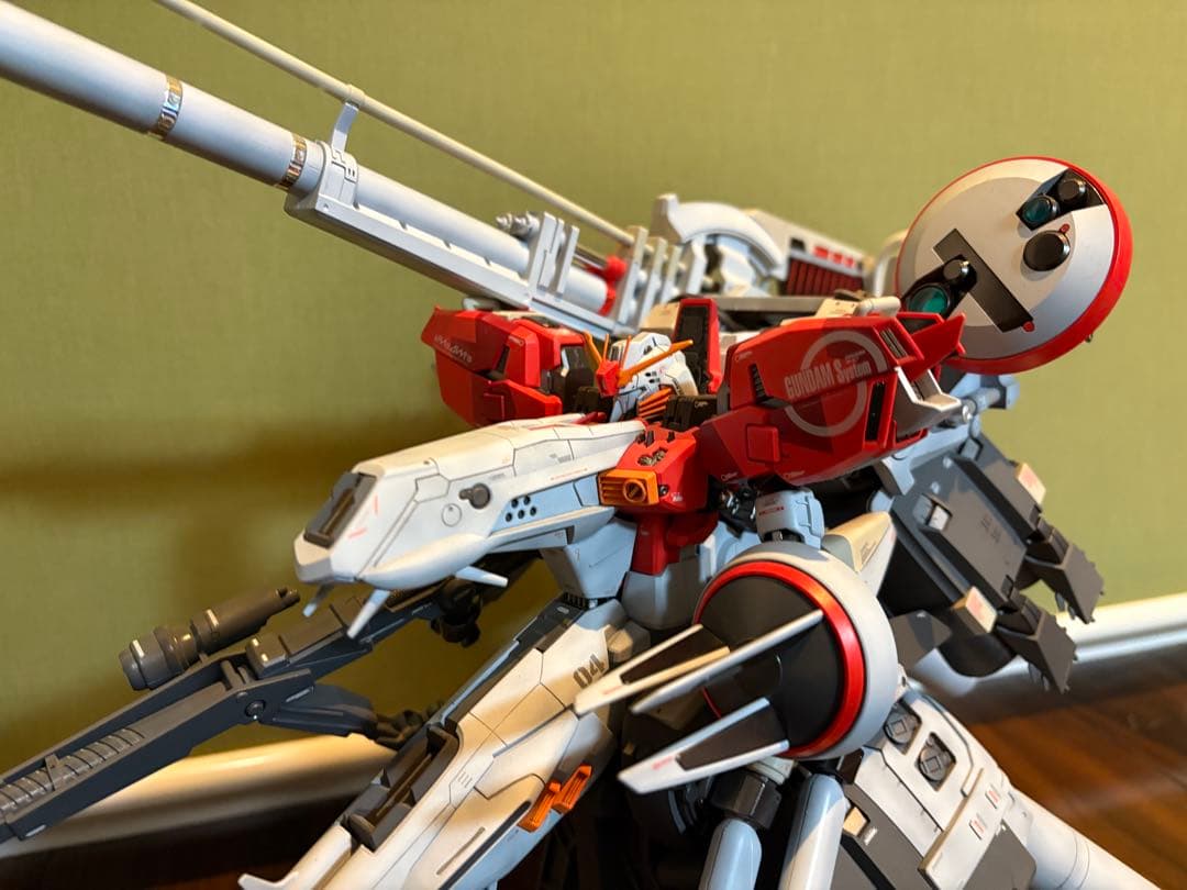 MG PLAN303Eディープストライカー 塗装済み完成品　スプリッター迷彩