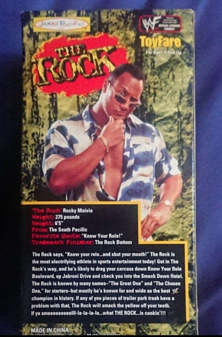 WWE THE ROCK フィギュア(直筆サイン付き？)