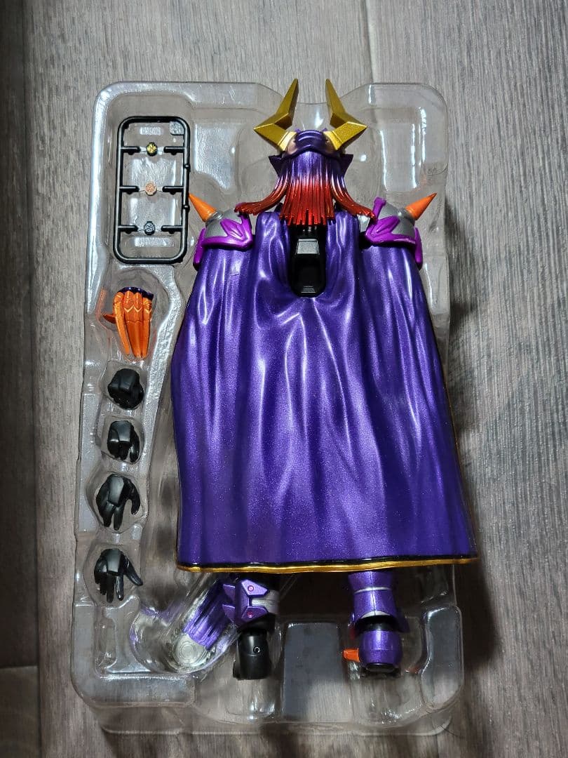 仮面ライダーギーツ　フィギュアーツ　バッファ　フィーバーゾンビフォーム　ジャマ神