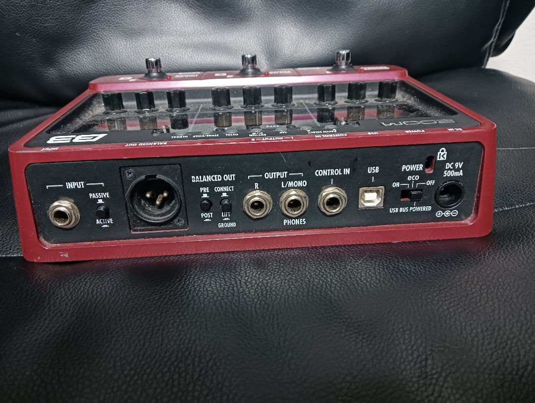 ZOOM B3 ベースエフェクター 赤