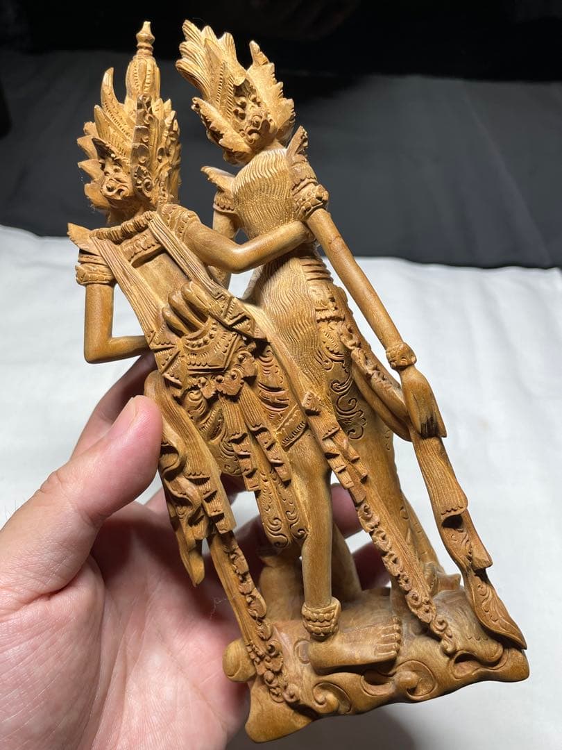 仏像。木雕。白檀。平成時代。美品。舊家蔵出し。